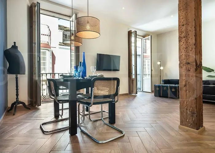Apartment Modern & Spacious - Historic Center By Rems
